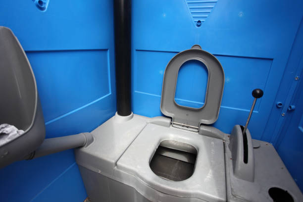 Best Porta potty delivery and setup  in Melville, NY